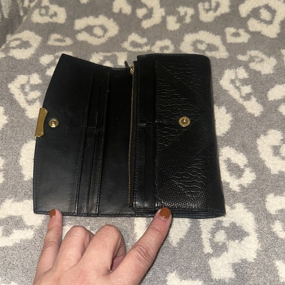 Vintage Burberry Wallet 😍 Used in Good Condition 😍 - Picture 15 of 17